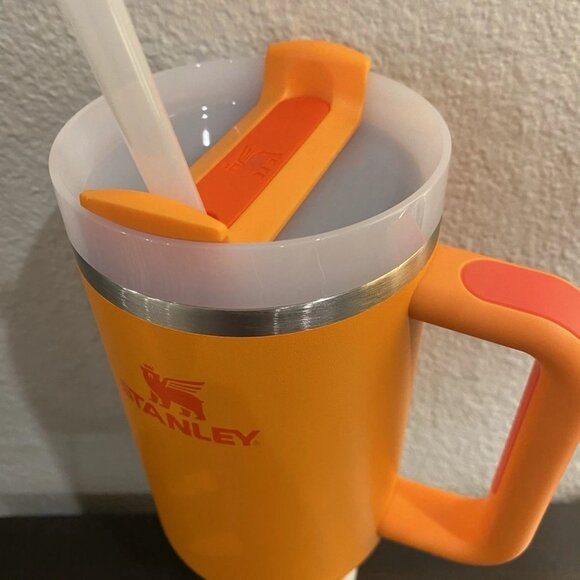 Stanley Flowstate Tumbler 40oz Handle Straw Orange Quencher H2.0 Mug Cup NWT - Picture 5 of 5